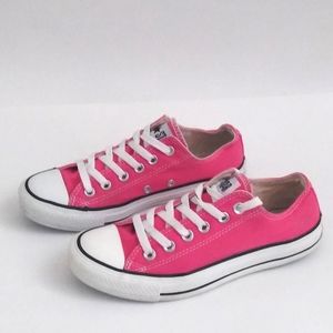 Converse Chuck Taylor Low Pink size 7